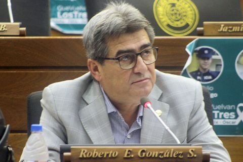 Dip. Roberto González 02 850.jpg
