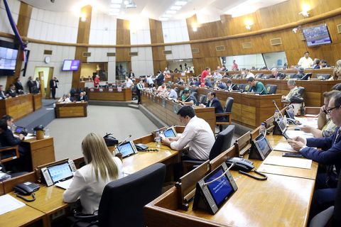 Aprueban suspender un artículo del Código Electoral para evitar elecciones el 1 de enero en Guairá