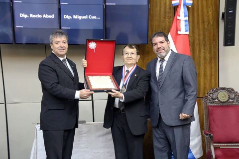 Cámara de Diputados reconoce con la “Orden al Mérito Comuneros” la labor artística de Los Orrego