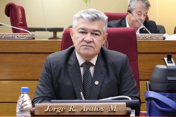 Presidente de Diputados ratifica compromiso con la educación durante jornada gubernamental en Cordillera