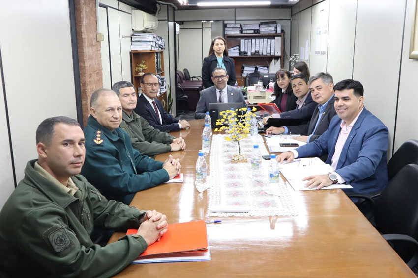 Presidente de Diputados ratifica compromiso con la educación durante jornada gubernamental en Cordillera