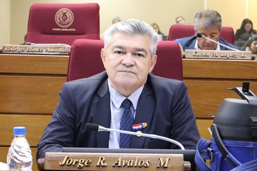 Presidente de Diputados ratifica compromiso con la educación durante jornada gubernamental en Cordillera