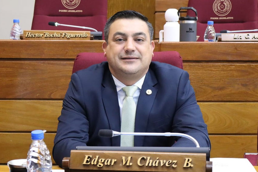 Presidente de Diputados ratifica compromiso con la educación durante jornada gubernamental en Cordillera