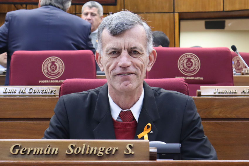 Presidente de Diputados ratifica compromiso con la educación durante jornada gubernamental en Cordillera