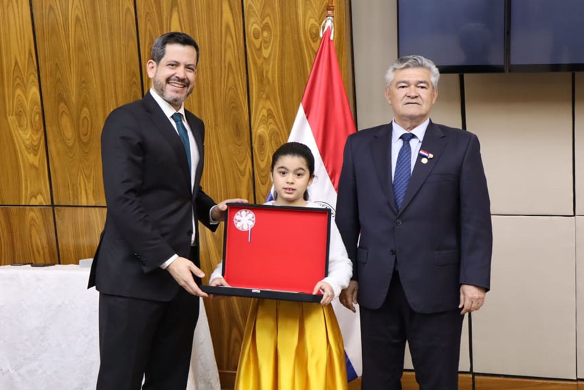 Presidente de Diputados ratifica compromiso con la educación durante jornada gubernamental en Cordillera