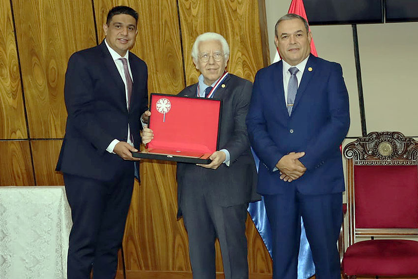 Presidente de Diputados ratifica compromiso con la educación durante jornada gubernamental en Cordillera