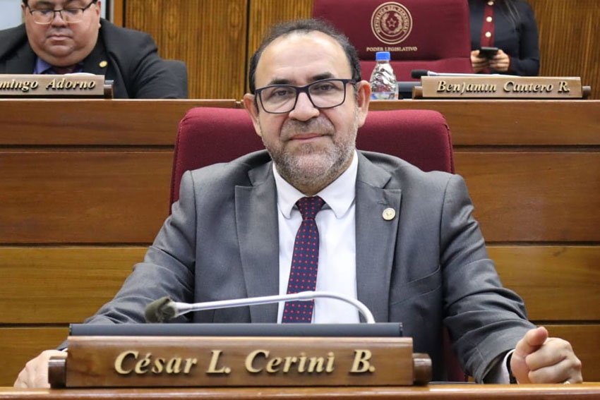 Presidente de Diputados ratifica compromiso con la educación durante jornada gubernamental en Cordillera