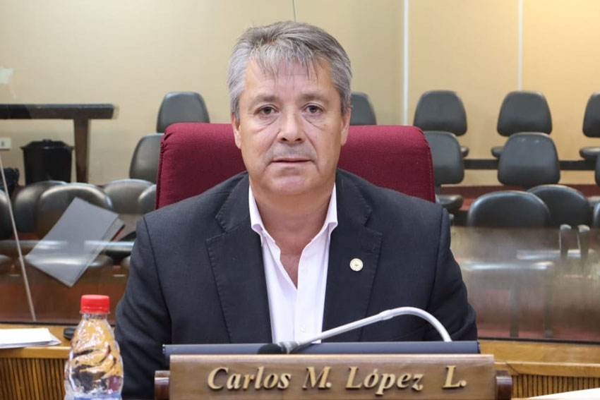 Presidente de Diputados ratifica compromiso con la educación durante jornada gubernamental en Cordillera