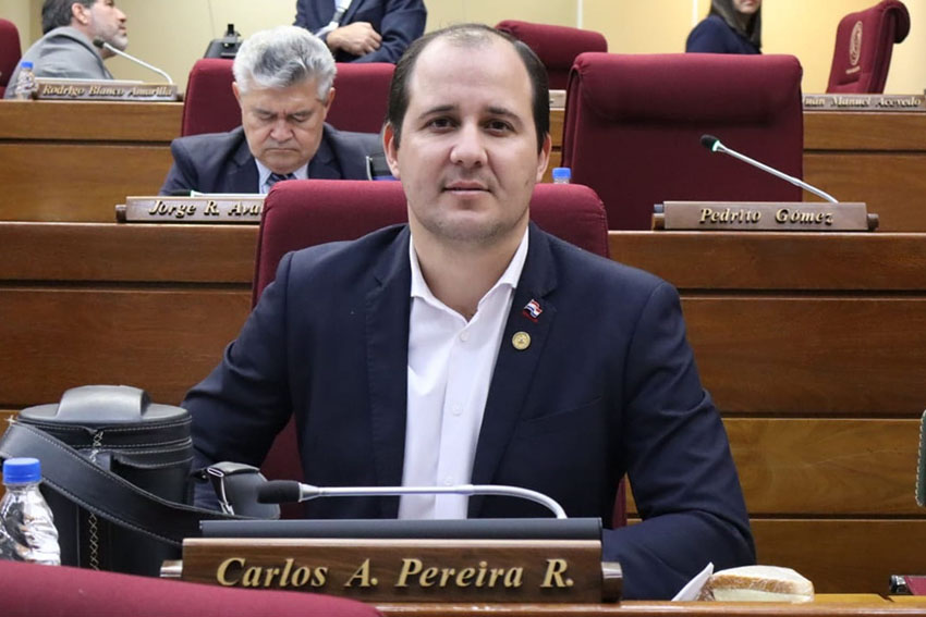 Presidente de Diputados ratifica compromiso con la educación durante jornada gubernamental en Cordillera