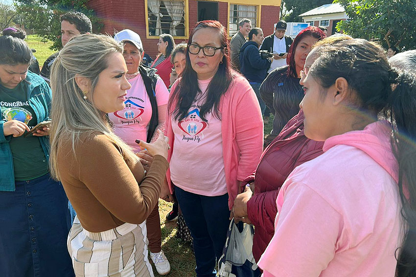 Presidente de Diputados ratifica compromiso con la educación durante jornada gubernamental en Cordillera
