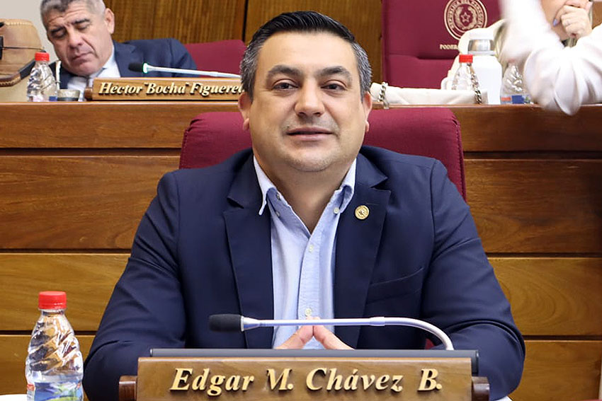Presidente de Diputados ratifica compromiso con la educación durante jornada gubernamental en Cordillera