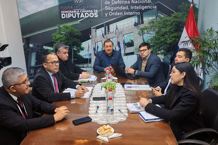 Presidente de Diputados ratifica compromiso con la educación durante jornada gubernamental en Cordillera