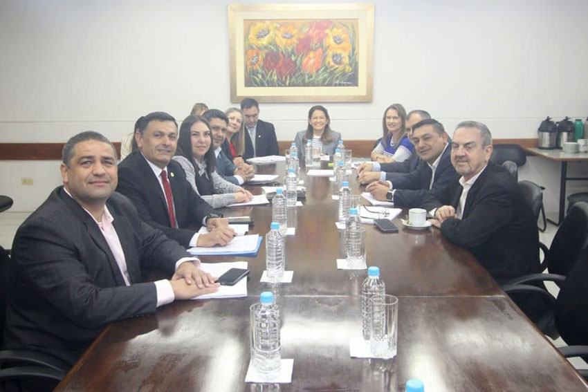 Presidente de Diputados ratifica compromiso con la educación durante jornada gubernamental en Cordillera