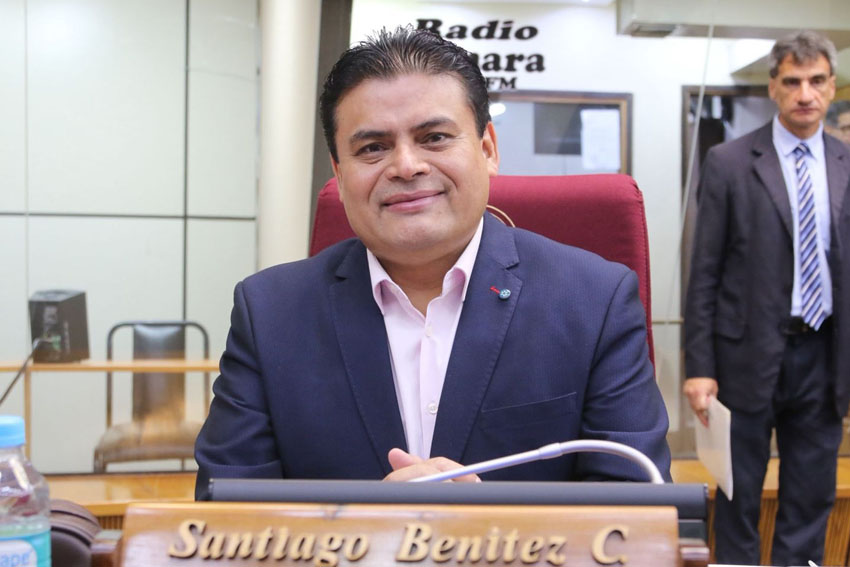 Presidente de Diputados ratifica compromiso con la educación durante jornada gubernamental en Cordillera