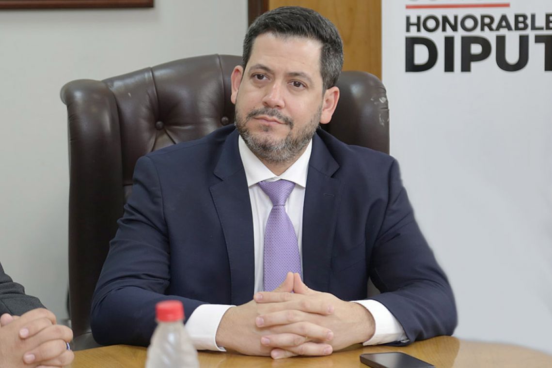 Presidente de Diputados ratifica compromiso con la educación durante jornada gubernamental en Cordillera