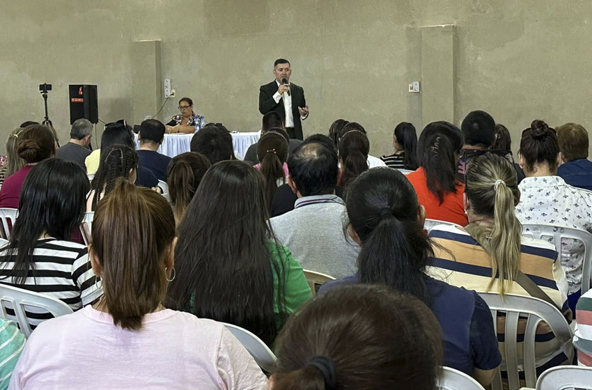 Presidente de Diputados ratifica compromiso con la educación durante jornada gubernamental en Cordillera