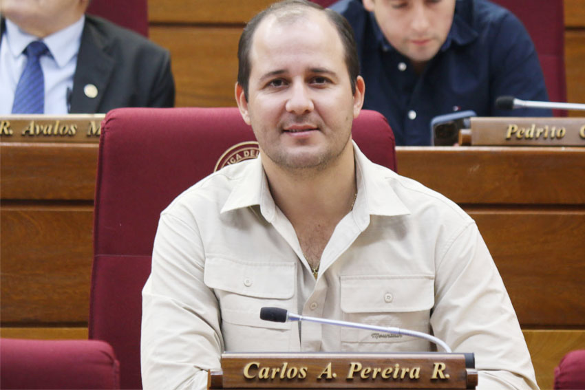 Presidente de Diputados ratifica compromiso con la educación durante jornada gubernamental en Cordillera