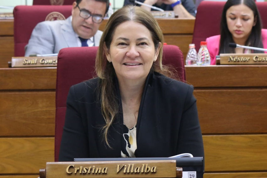 Presidente de Diputados ratifica compromiso con la educación durante jornada gubernamental en Cordillera