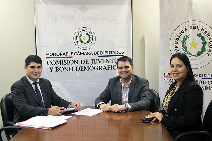 Presidente de Diputados ratifica compromiso con la educación durante jornada gubernamental en Cordillera