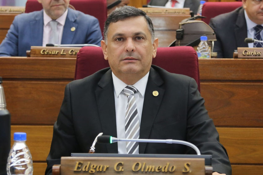 Presidente de Diputados ratifica compromiso con la educación durante jornada gubernamental en Cordillera