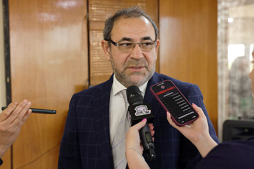 Presidente de Diputados ratifica compromiso con la educación durante jornada gubernamental en Cordillera