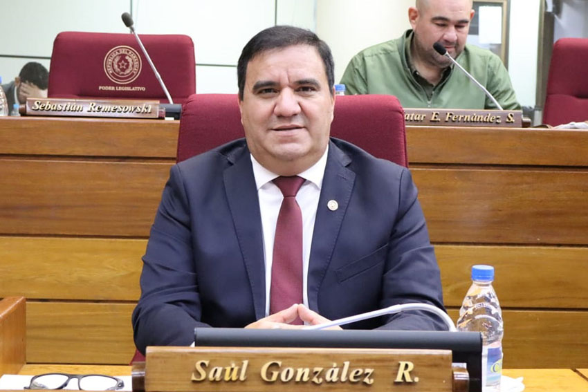 Presidente de Diputados ratifica compromiso con la educación durante jornada gubernamental en Cordillera