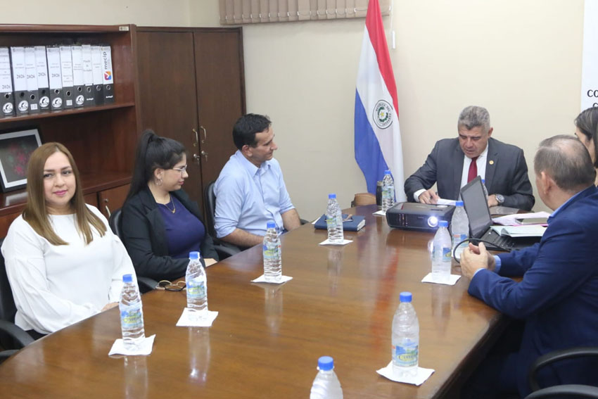 Presidente de Diputados ratifica compromiso con la educación durante jornada gubernamental en Cordillera