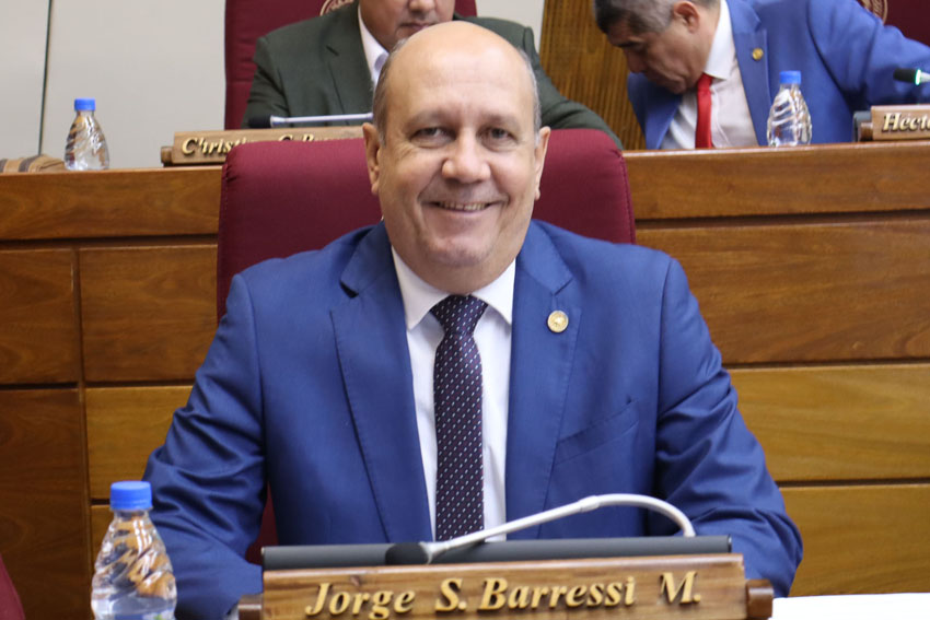 Presidente de Diputados ratifica compromiso con la educación durante jornada gubernamental en Cordillera