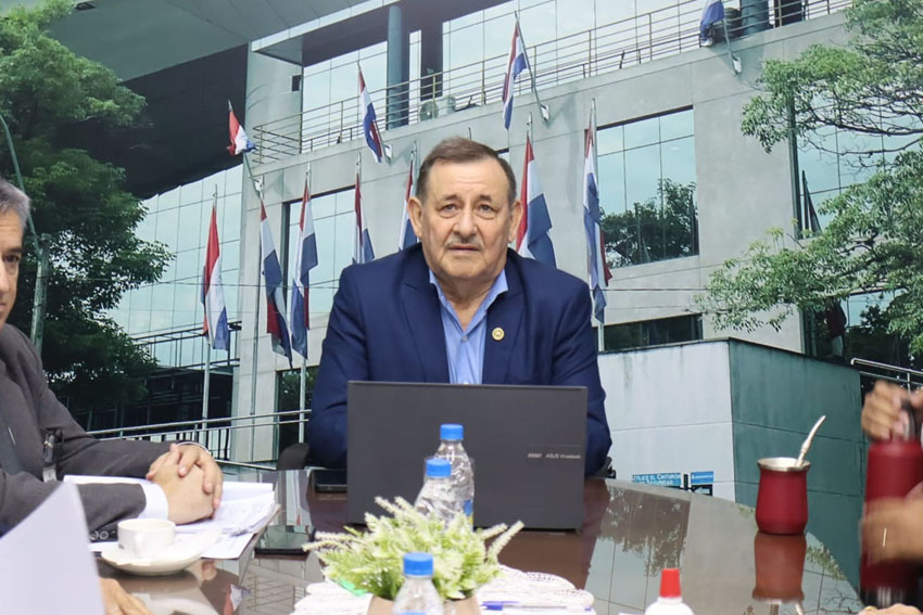 Presidente de Diputados ratifica compromiso con la educación durante jornada gubernamental en Cordillera
