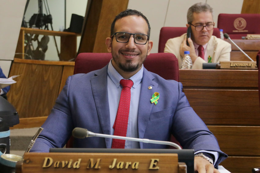 Presidente de Diputados ratifica compromiso con la educación durante jornada gubernamental en Cordillera