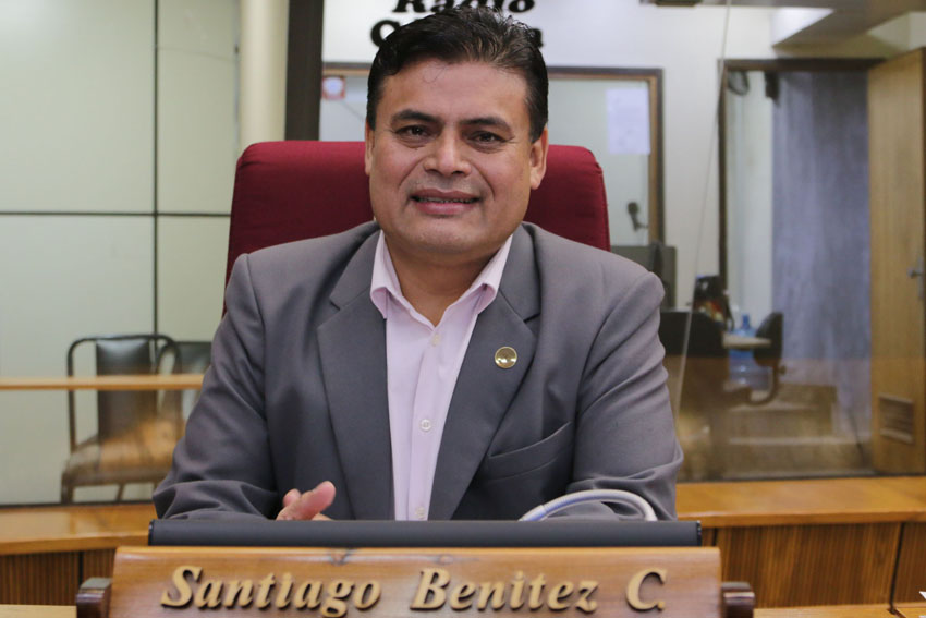 Presidente de Diputados ratifica compromiso con la educación durante jornada gubernamental en Cordillera