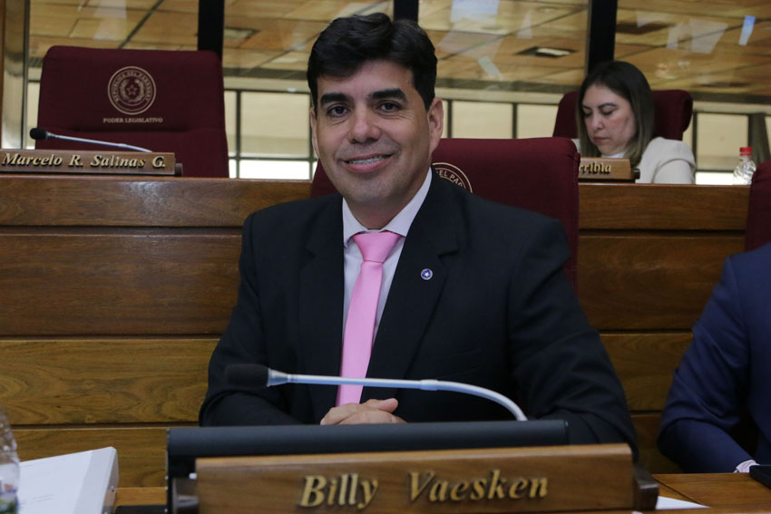 Presidente de Diputados ratifica compromiso con la educación durante jornada gubernamental en Cordillera