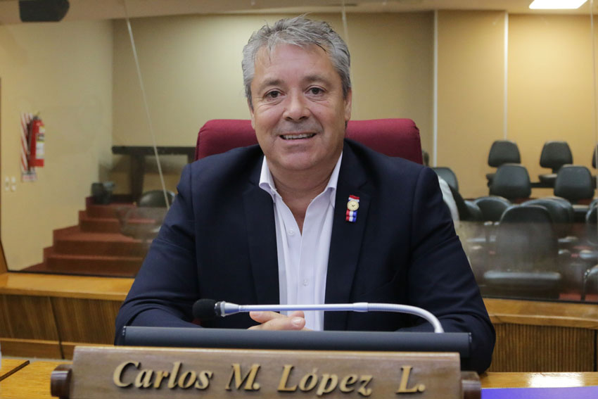 Presidente de Diputados ratifica compromiso con la educación durante jornada gubernamental en Cordillera