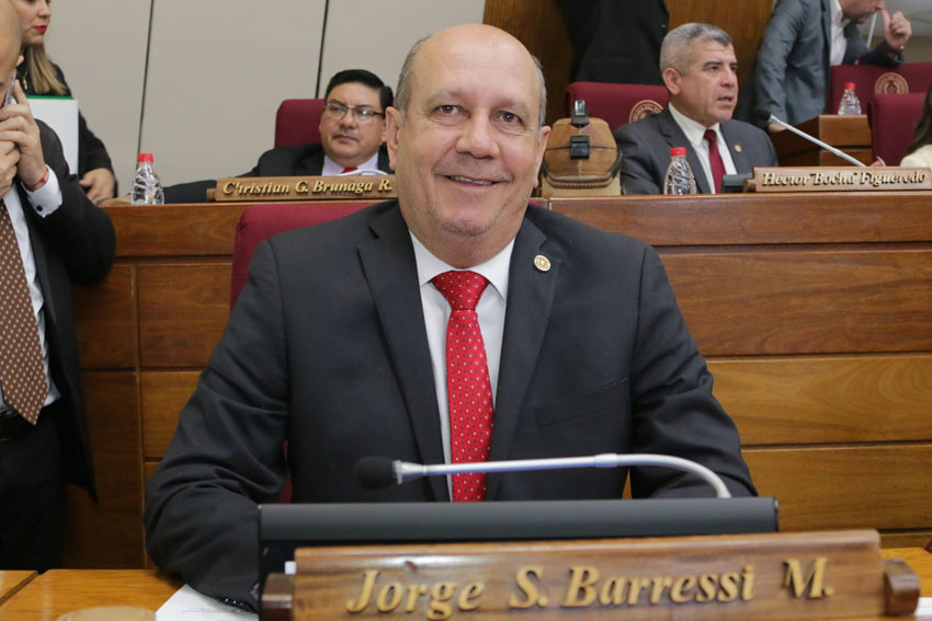 Presidente de Diputados ratifica compromiso con la educación durante jornada gubernamental en Cordillera