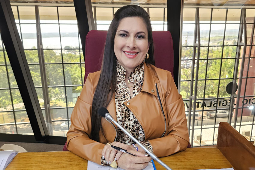 Presidente de Diputados ratifica compromiso con la educación durante jornada gubernamental en Cordillera
