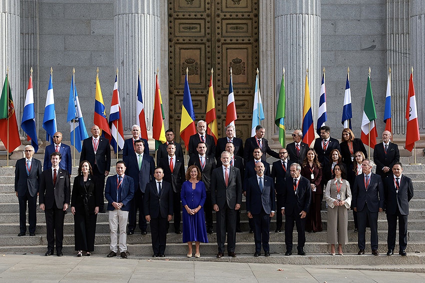 Presidente de Diputados ratifica compromiso con la educación durante jornada gubernamental en Cordillera